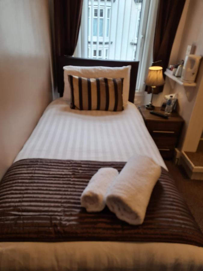 The Penkelie Hotel Саутпорт Екстериор снимка