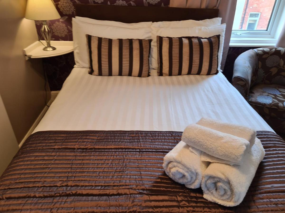 The Penkelie Hotel Саутпорт Екстериор снимка